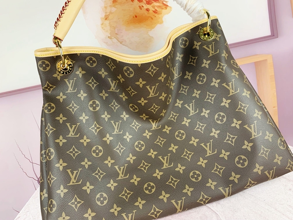 ルイヴィトンバッグ側面デザイン